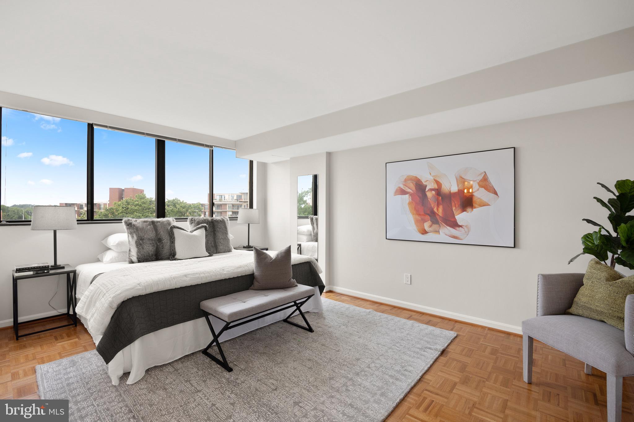 ARLINGTON RIDGE - Residential