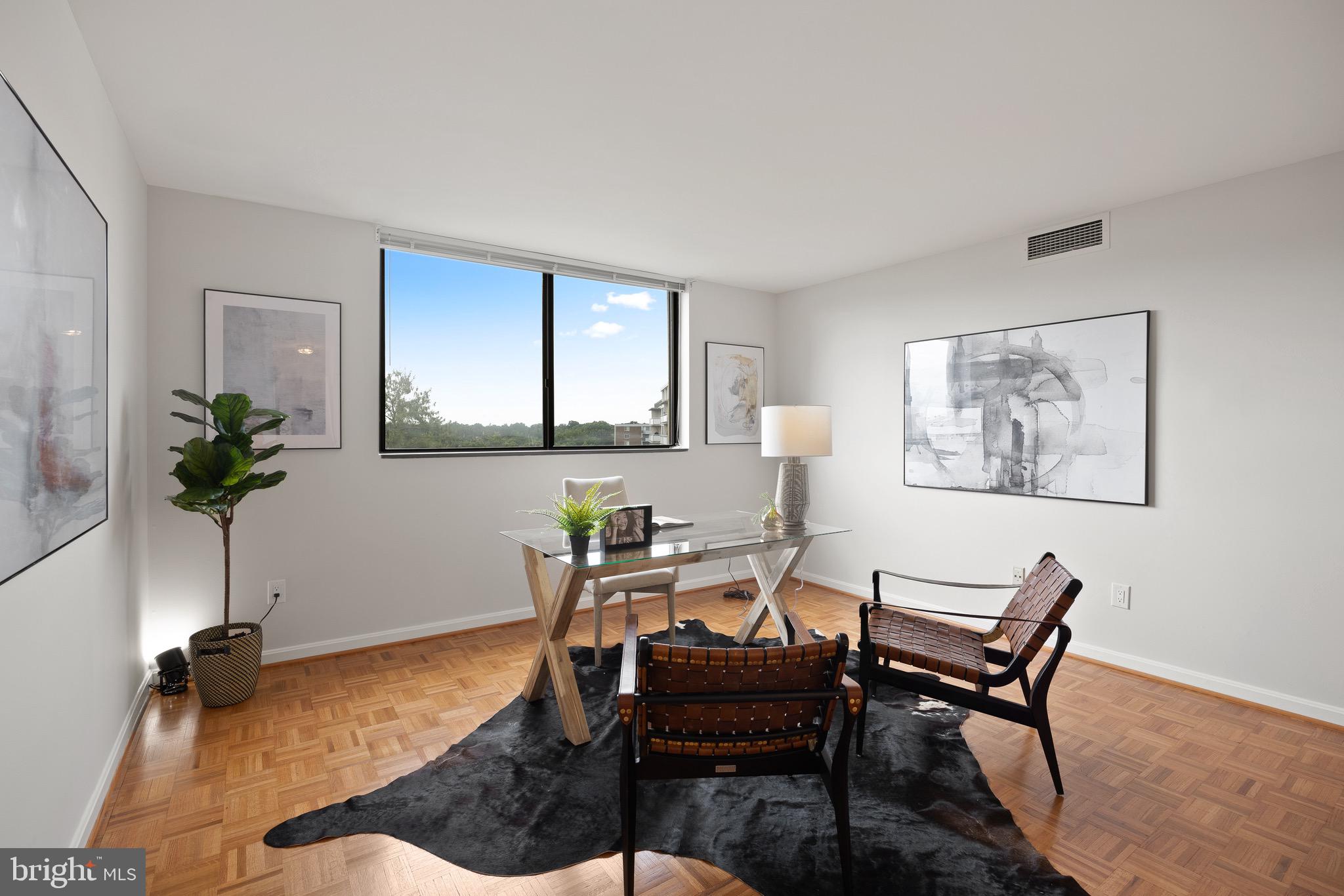 ARLINGTON RIDGE - Residential