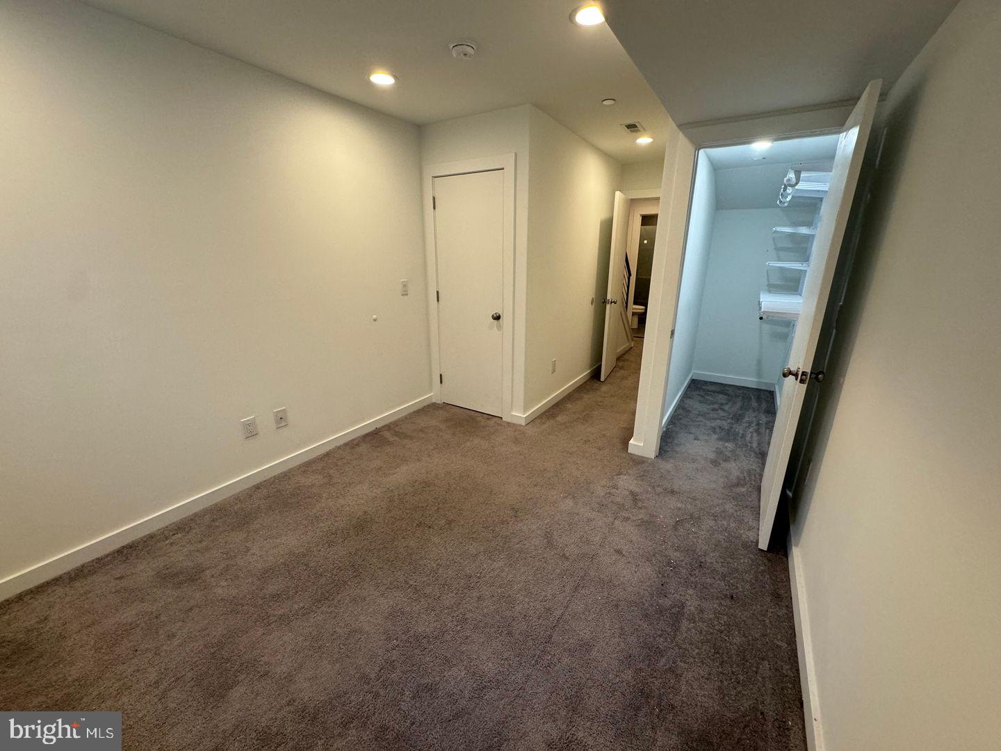 GRAYS FERRY - Residential Lease