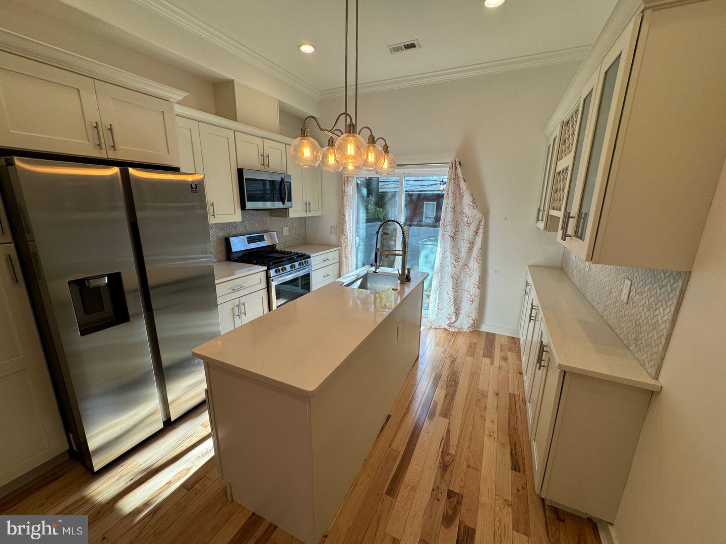 GRAYS FERRY - Residential Lease