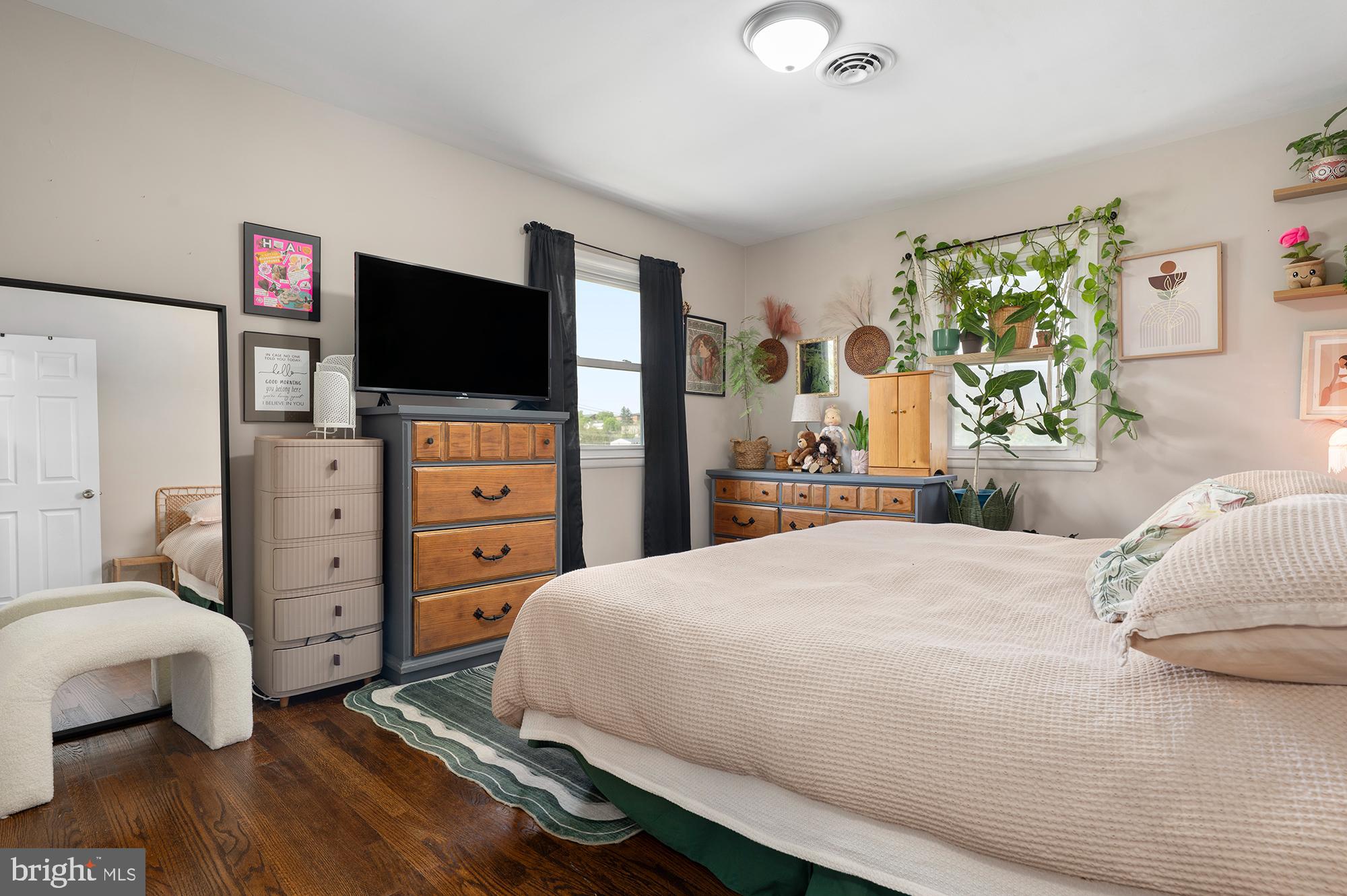 SULLIVAN HEIGHTS - Residential