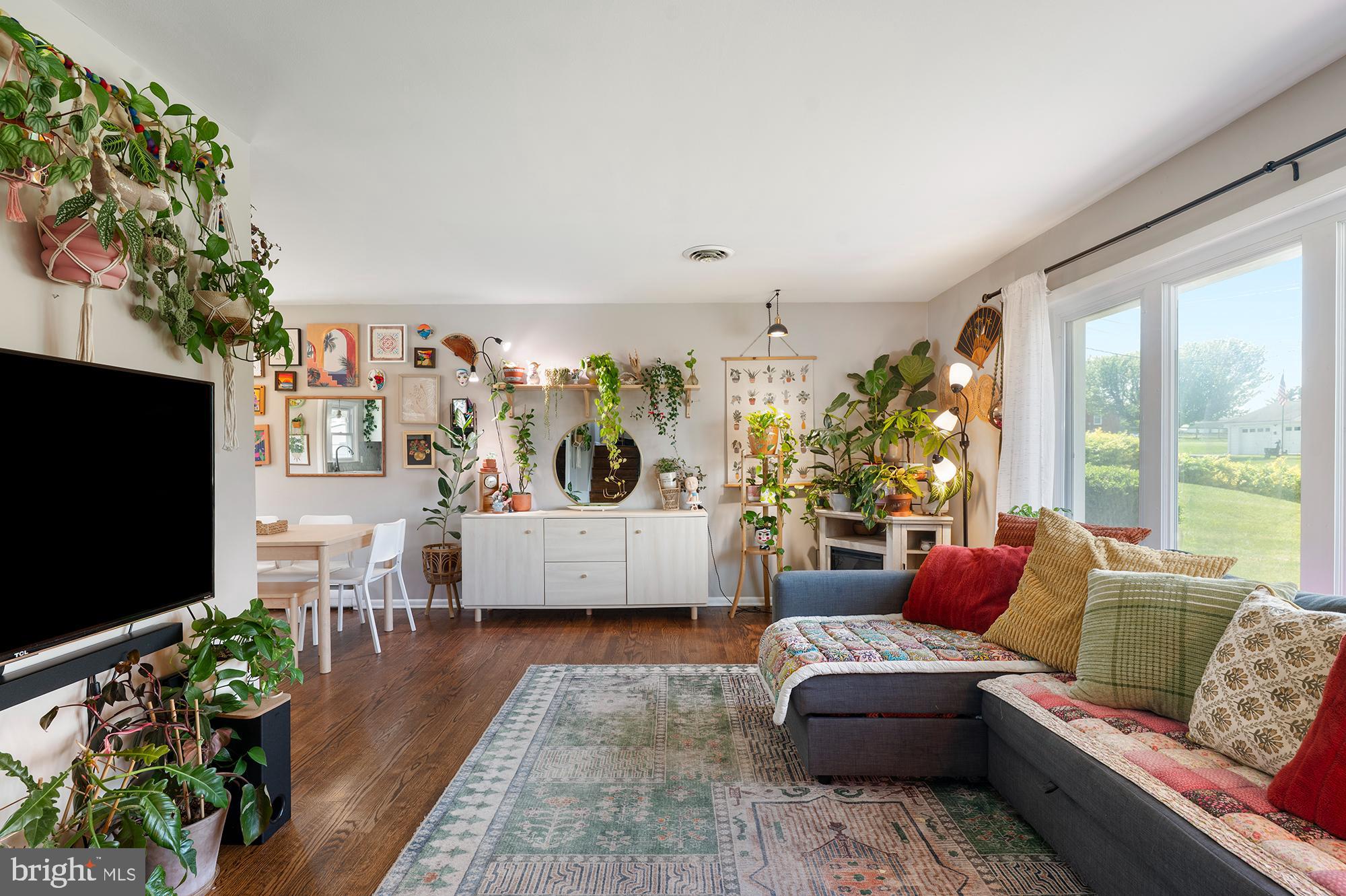 SULLIVAN HEIGHTS - Residential