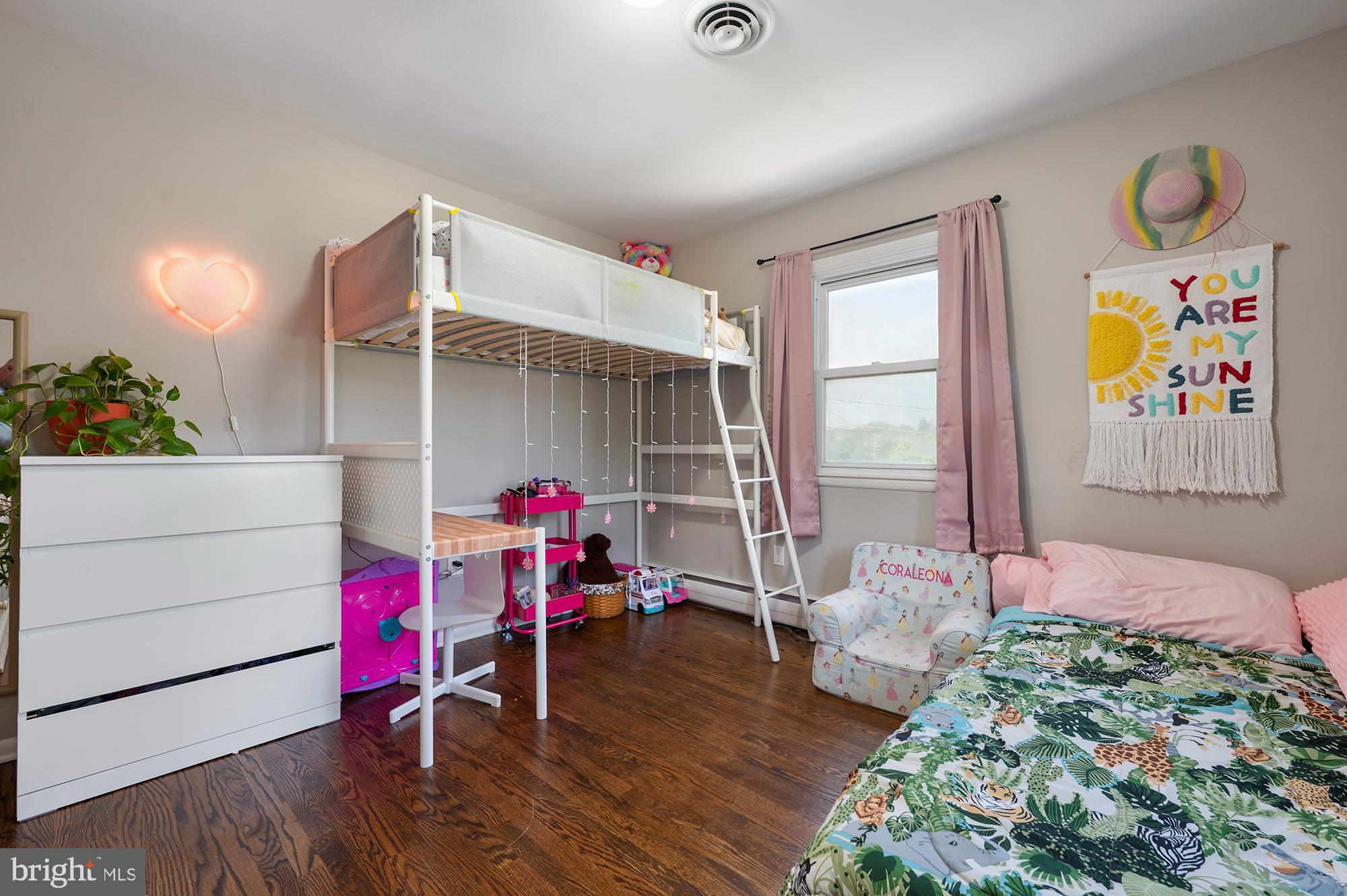 SULLIVAN HEIGHTS - Residential