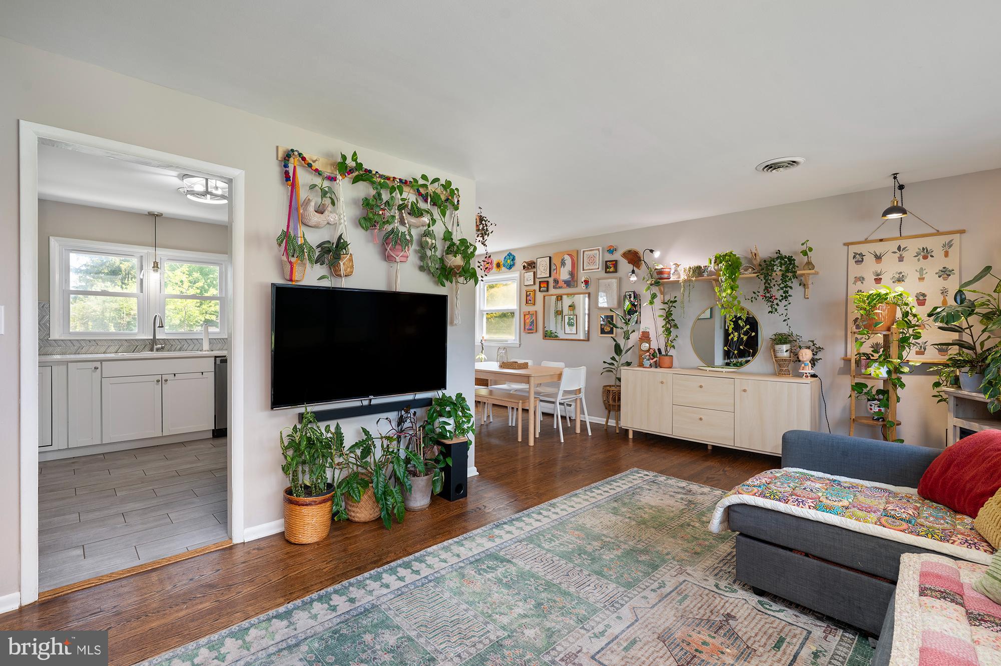 SULLIVAN HEIGHTS - Residential