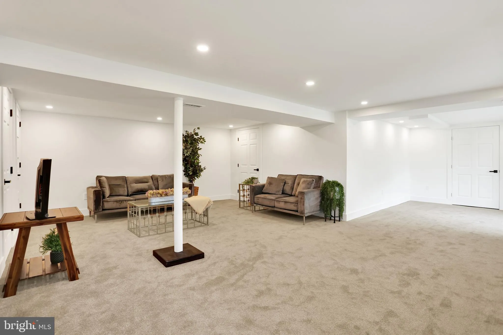 Womelsdorf, Pennsylvania 19567, United States, 4 Bedrooms Bedrooms, ,4 BathroomsBathrooms,Residential,Pending,184608