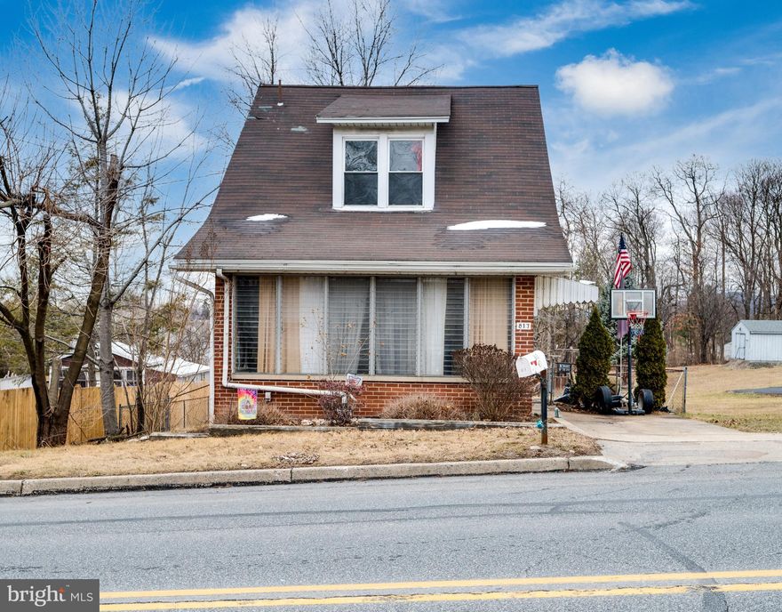 Welcome to 817 Philadelphia Ave this cozy 2 bedroom 1 bath home is awaiting new owners. It has a large screened in front porch, perfect for relaxing and enjoying the outdoors, while staying protected from the elements. The large fenced in back yard provides an ideal space for gardening, entertaining, or simply unwinding in privacy. The home features a newer AC unit, keeping this home nice and cool. It's location is incredibly convenient situated just moments away from schools and shopping centers, and local parks, offering both a peaceful retreat and easy access to essential amenities. Check back professional pictures to follow , and showings begin February 8th.