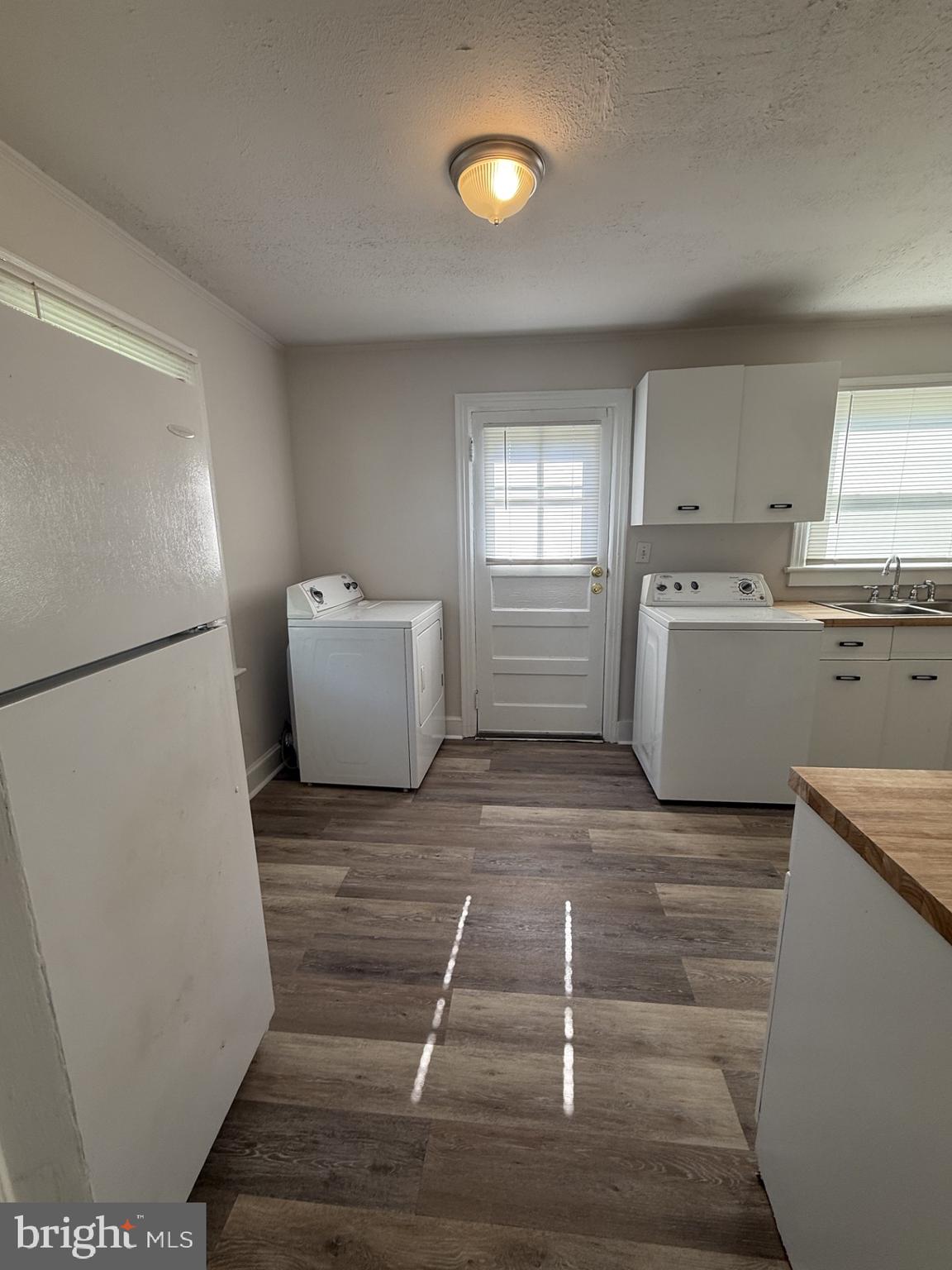 COLONIAL BEACH - Residential Lease