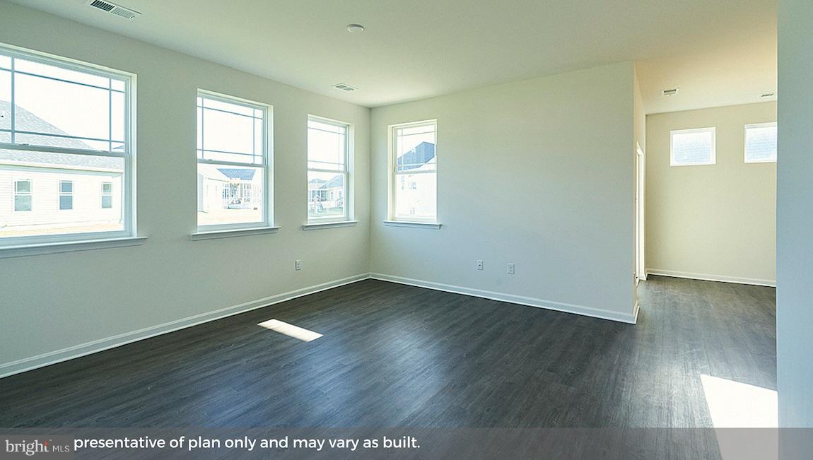 HUNTER'S CREST - Residential