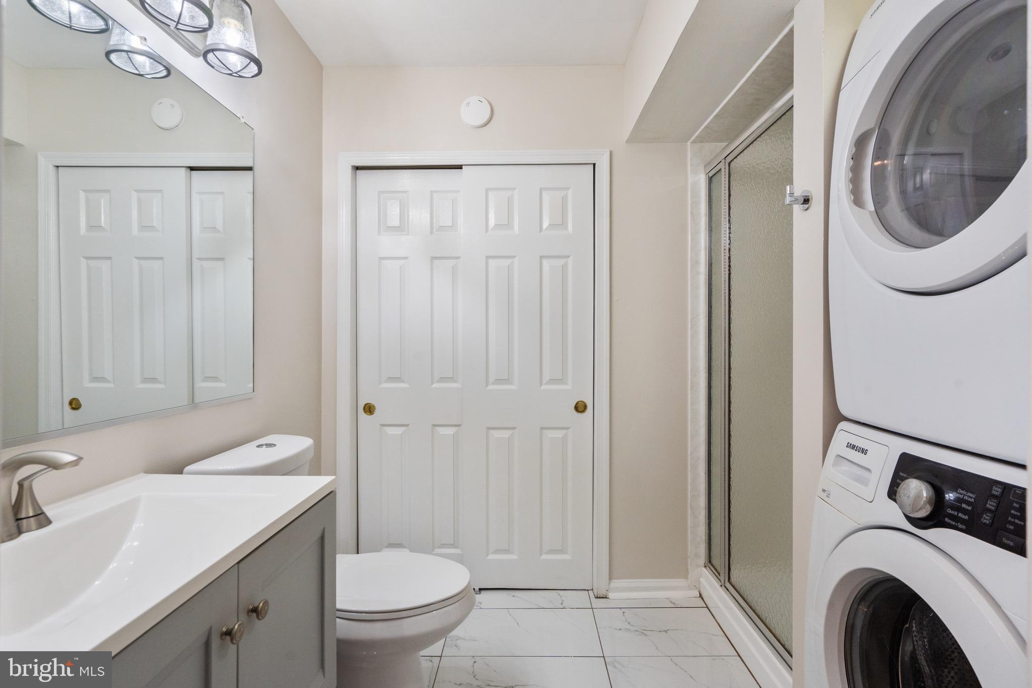 WEST GATE OF LOMOND - Residential Lease