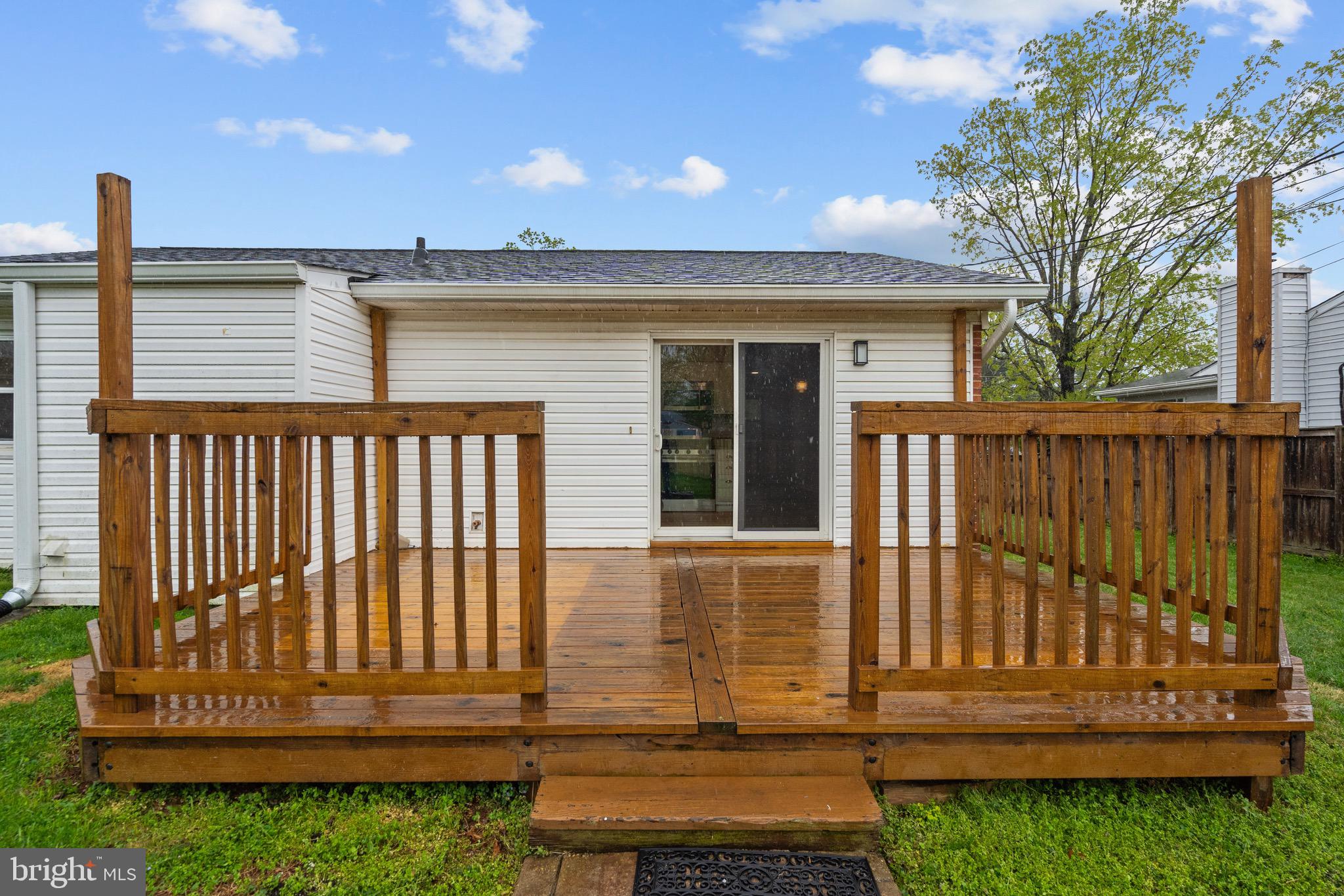 WEST GATE OF LOMOND - Residential Lease