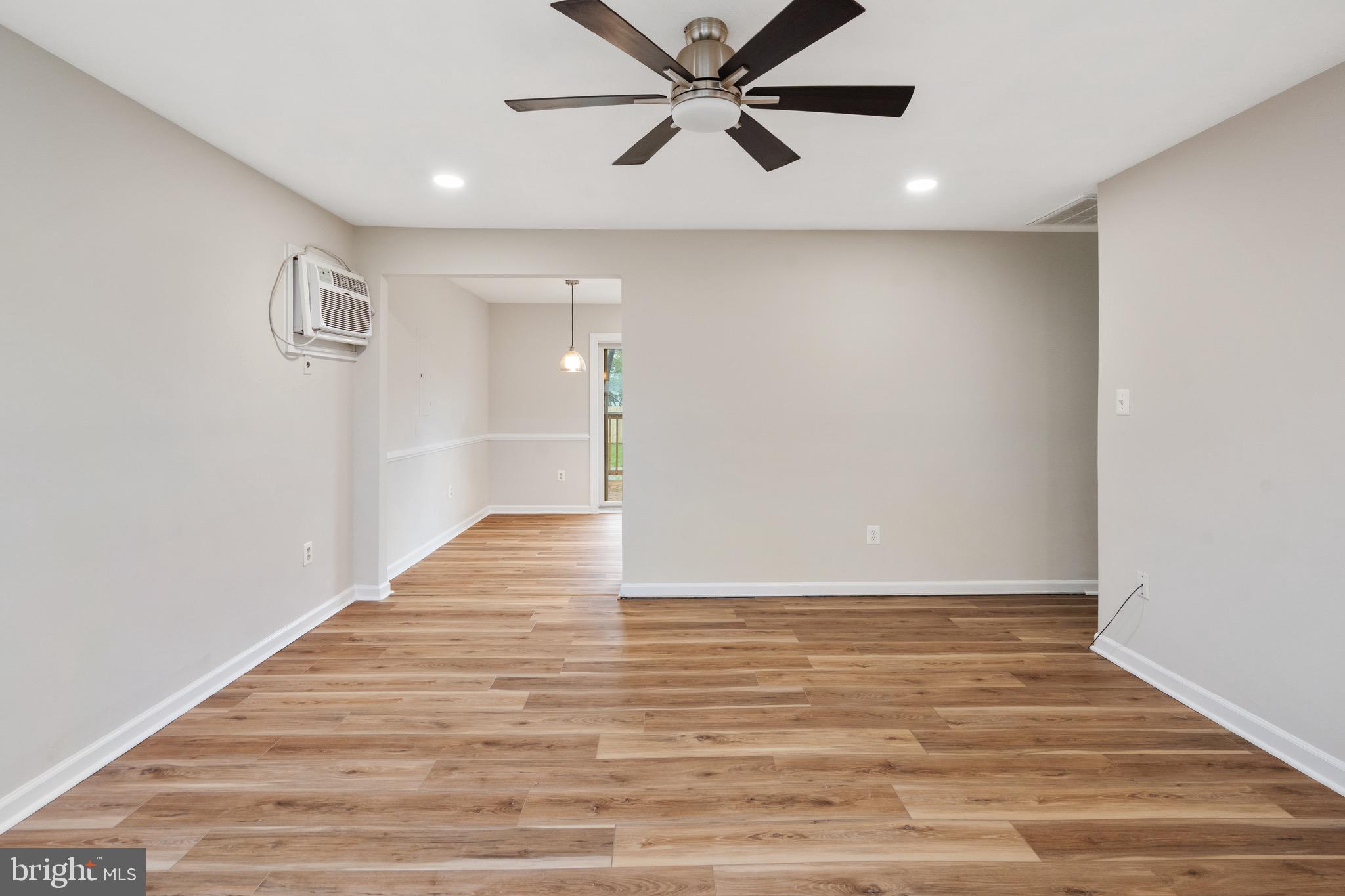 WEST GATE OF LOMOND - Residential Lease