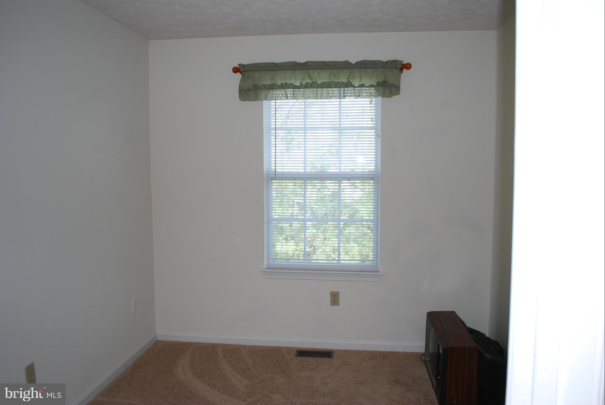 COLUMBIA PARK - Residential Lease