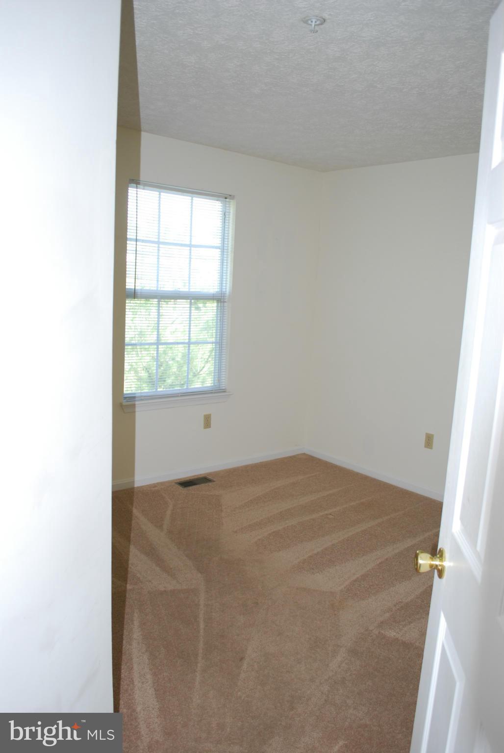 COLUMBIA PARK - Residential Lease