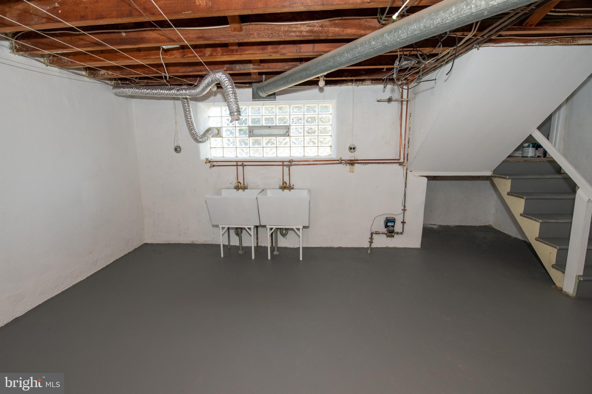 FOX CHASE - Residential