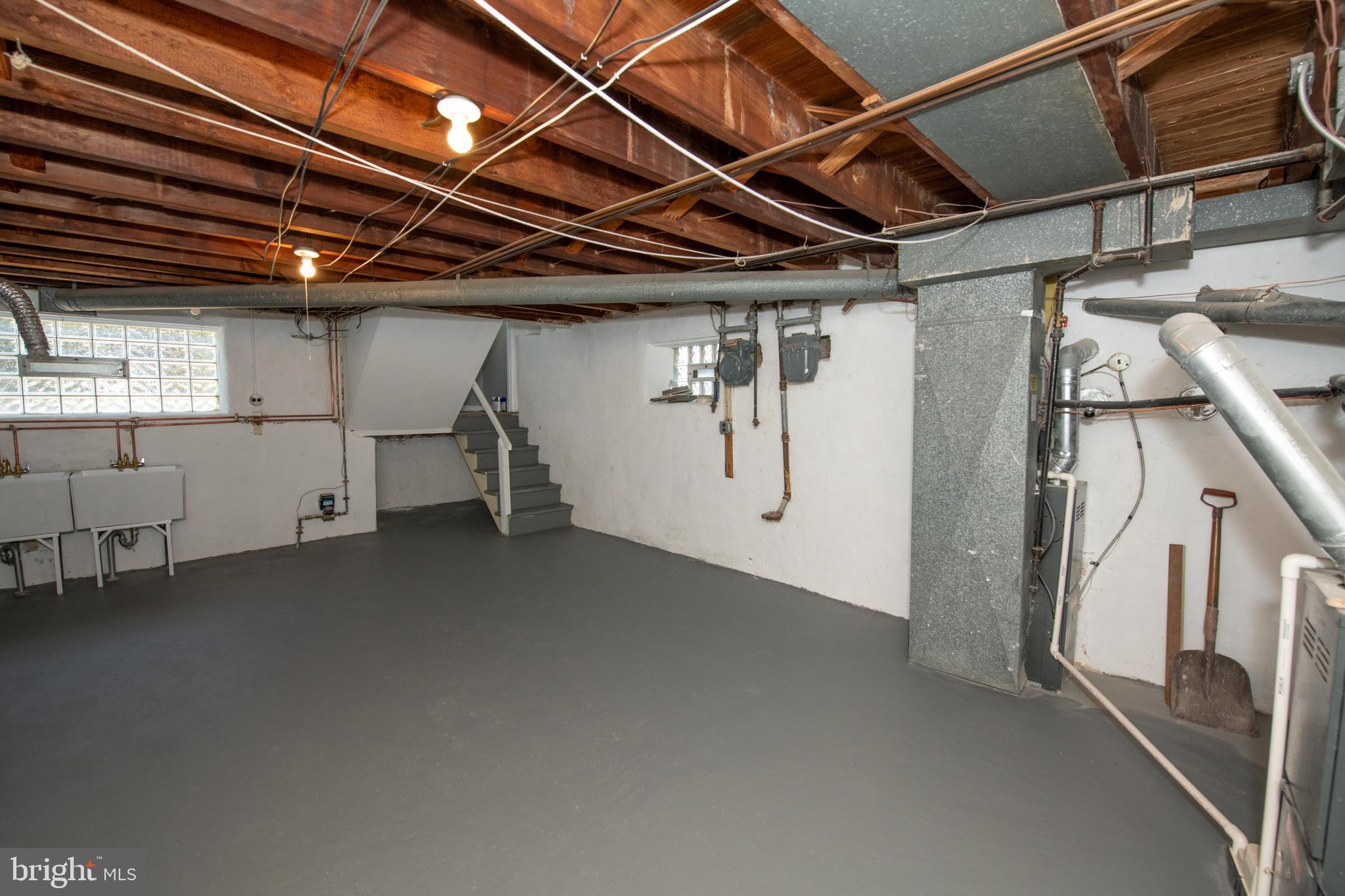 FOX CHASE - Residential