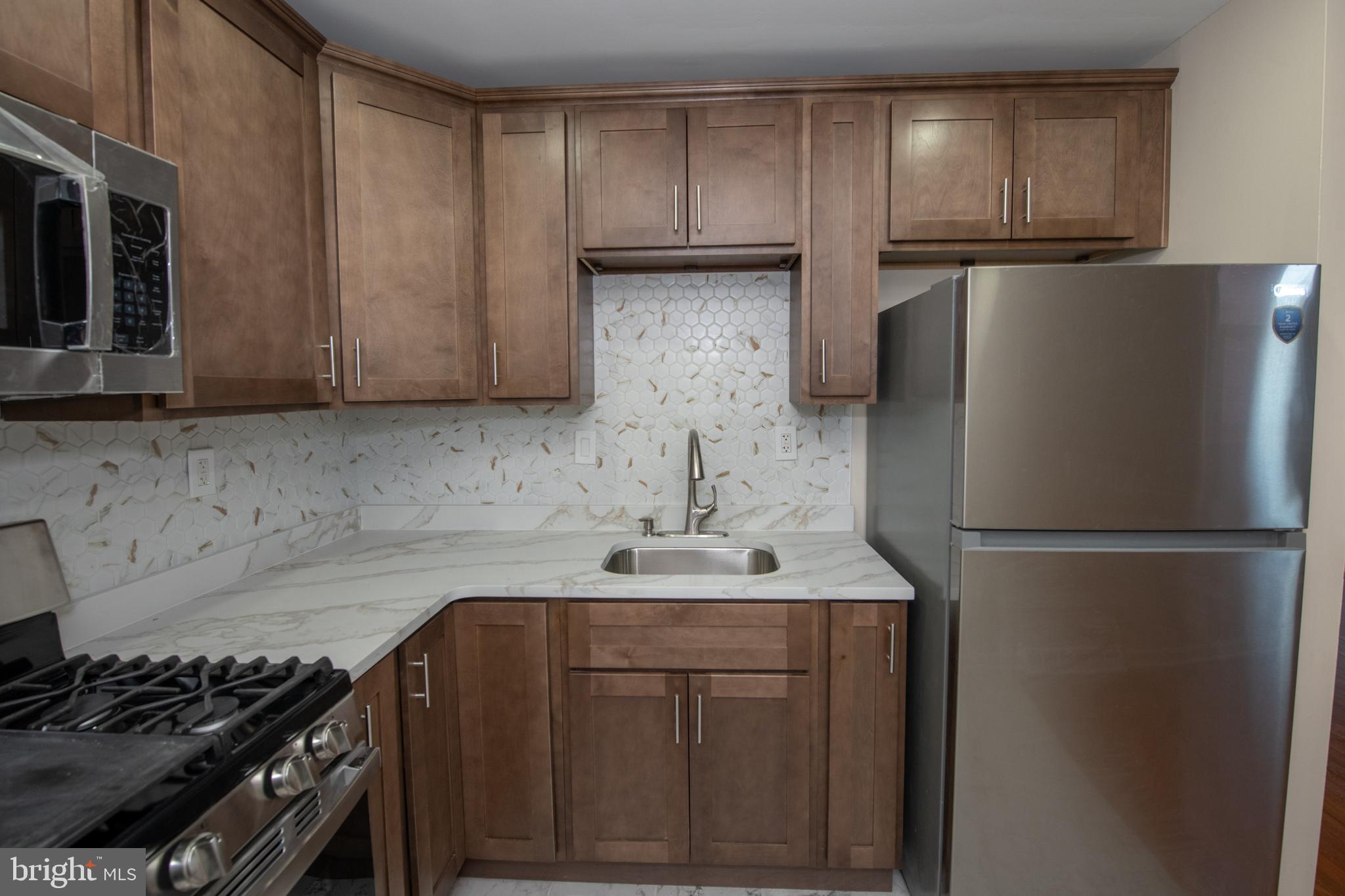 FOX CHASE - Residential