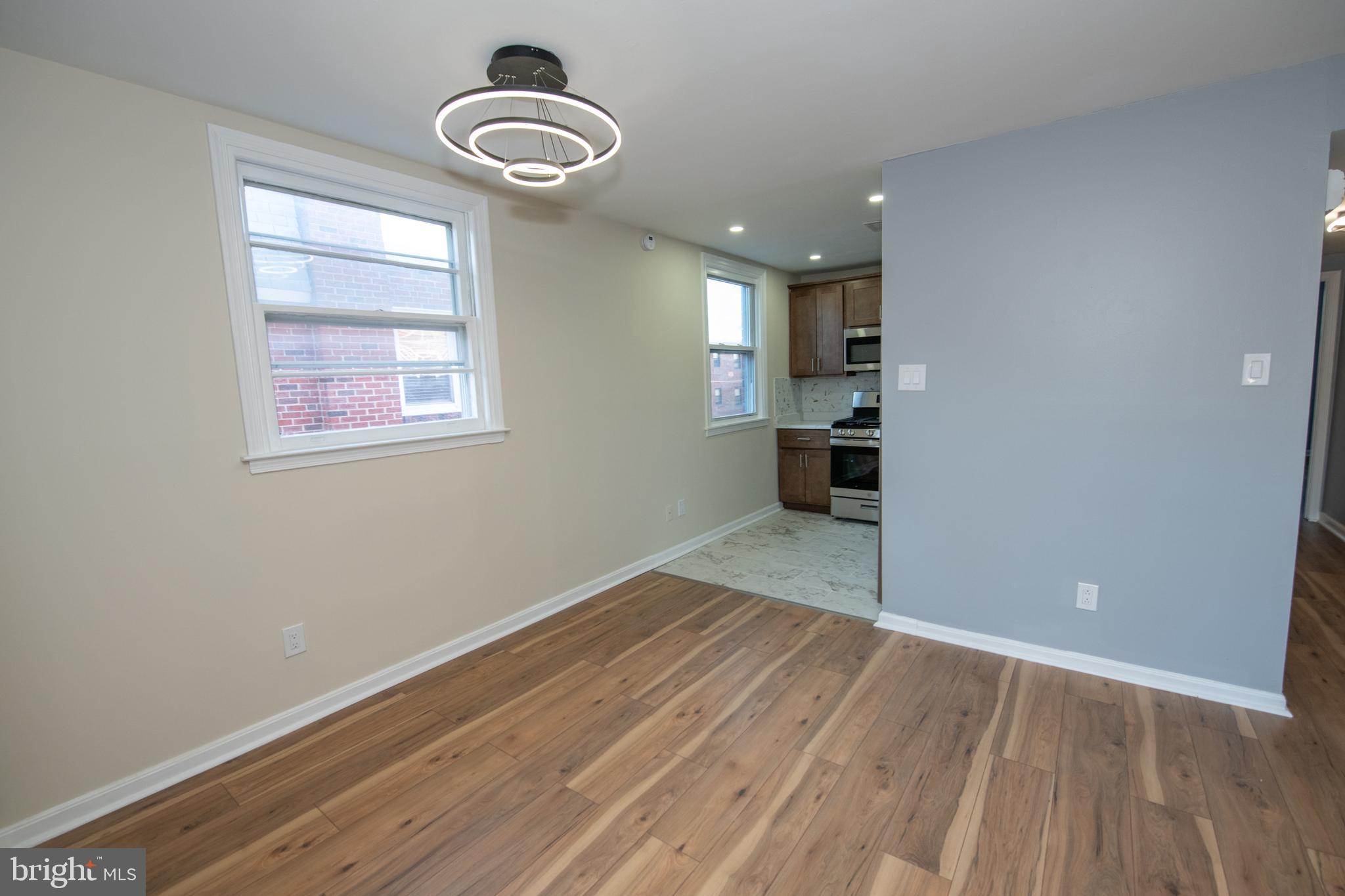 FOX CHASE - Residential