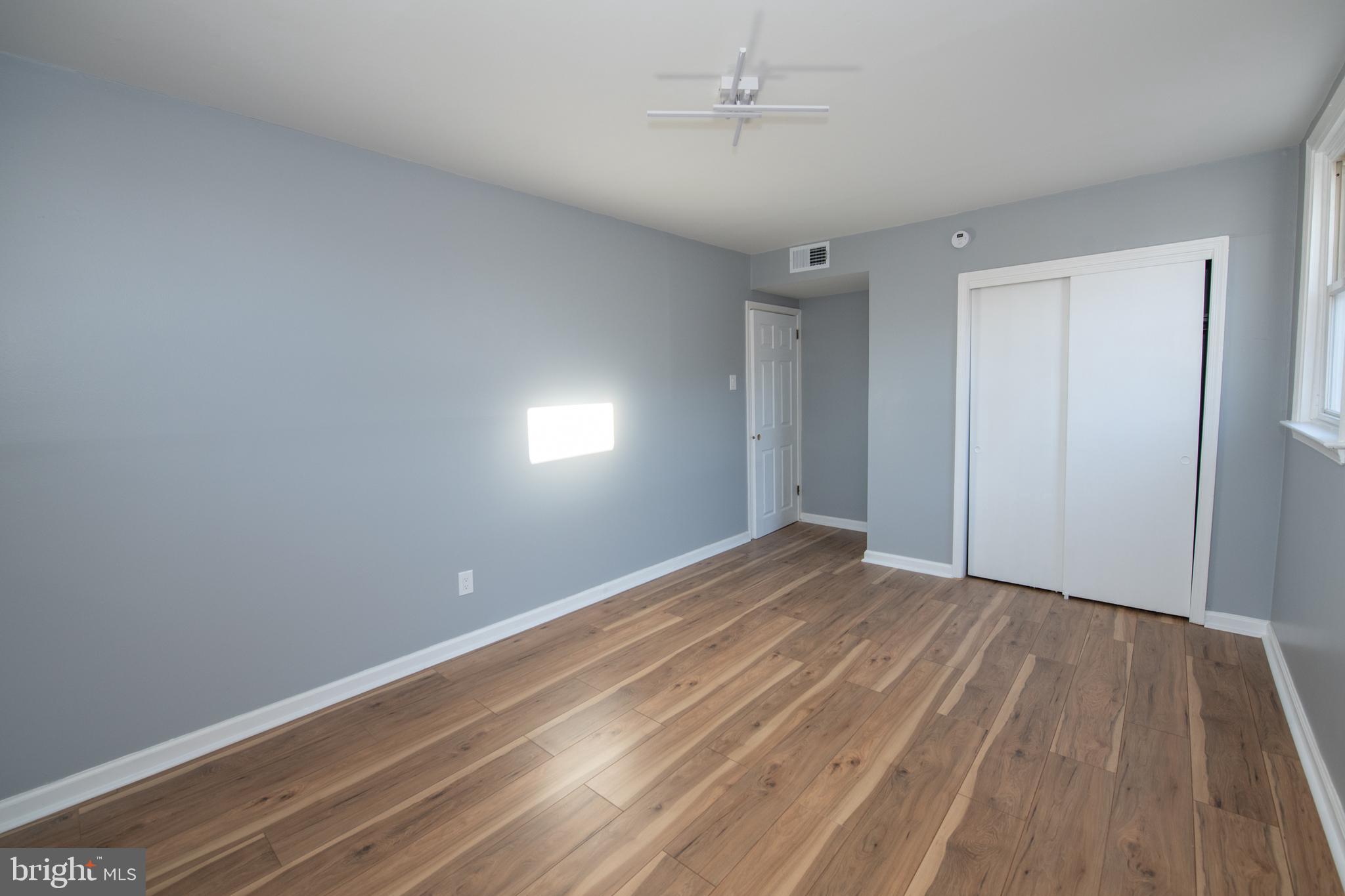 FOX CHASE - Residential