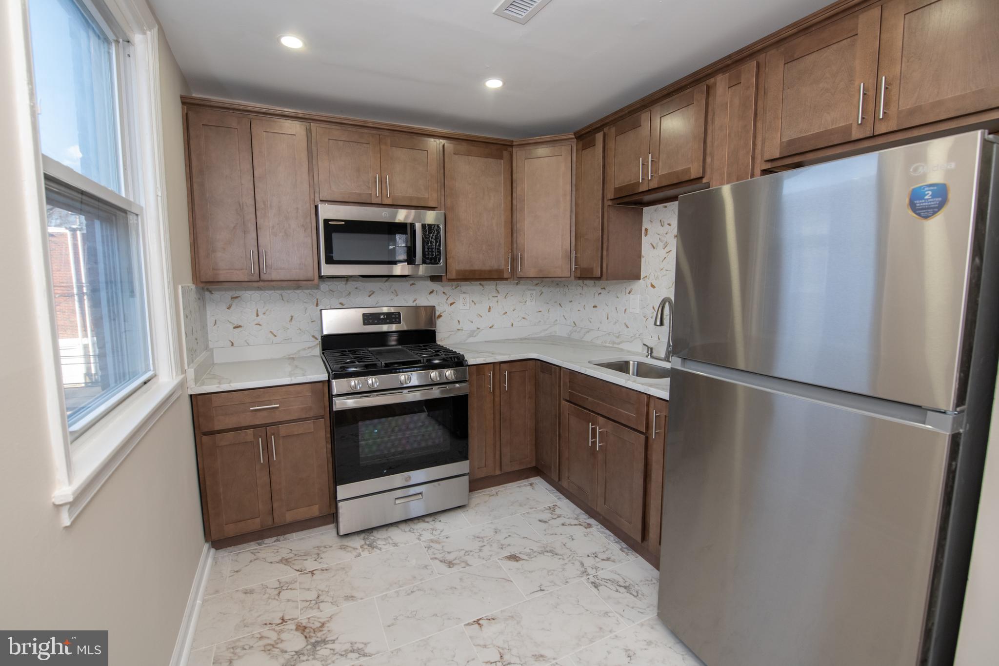 FOX CHASE - Residential