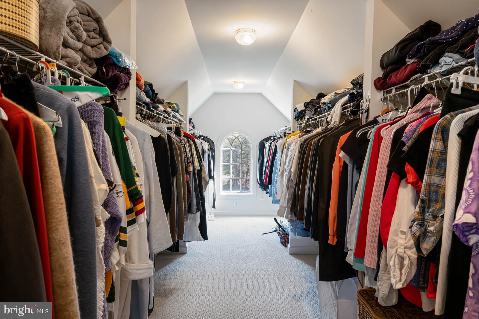 CEDAR CREST - Residential