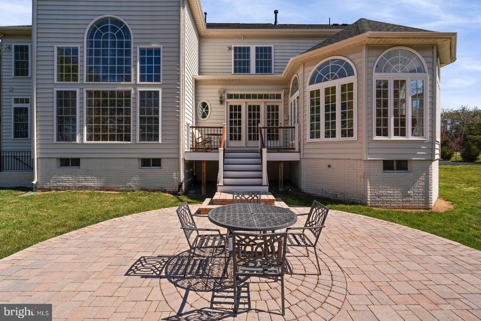 CEDAR CREST - Residential