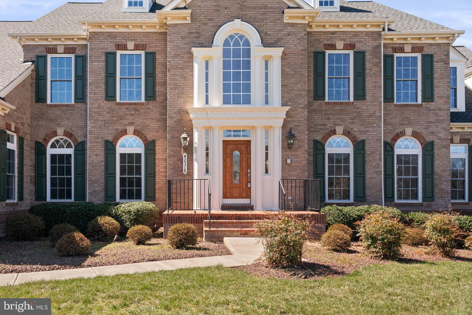 CEDAR CREST - Residential