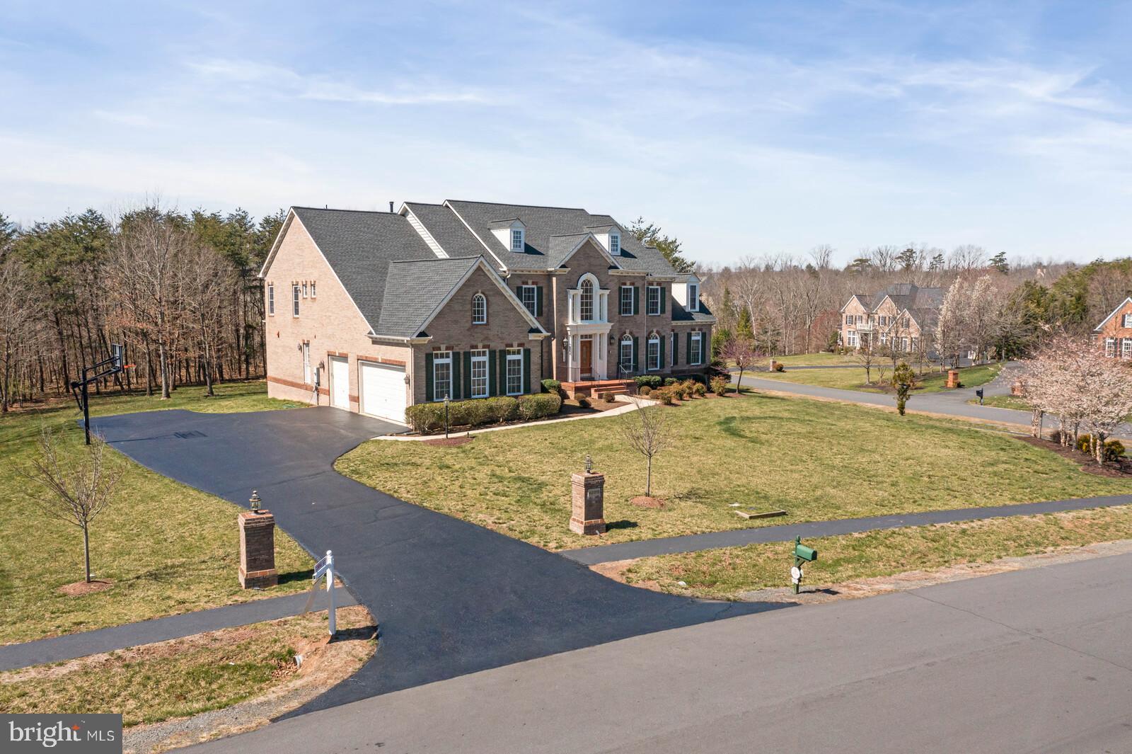 CEDAR CREST - Residential