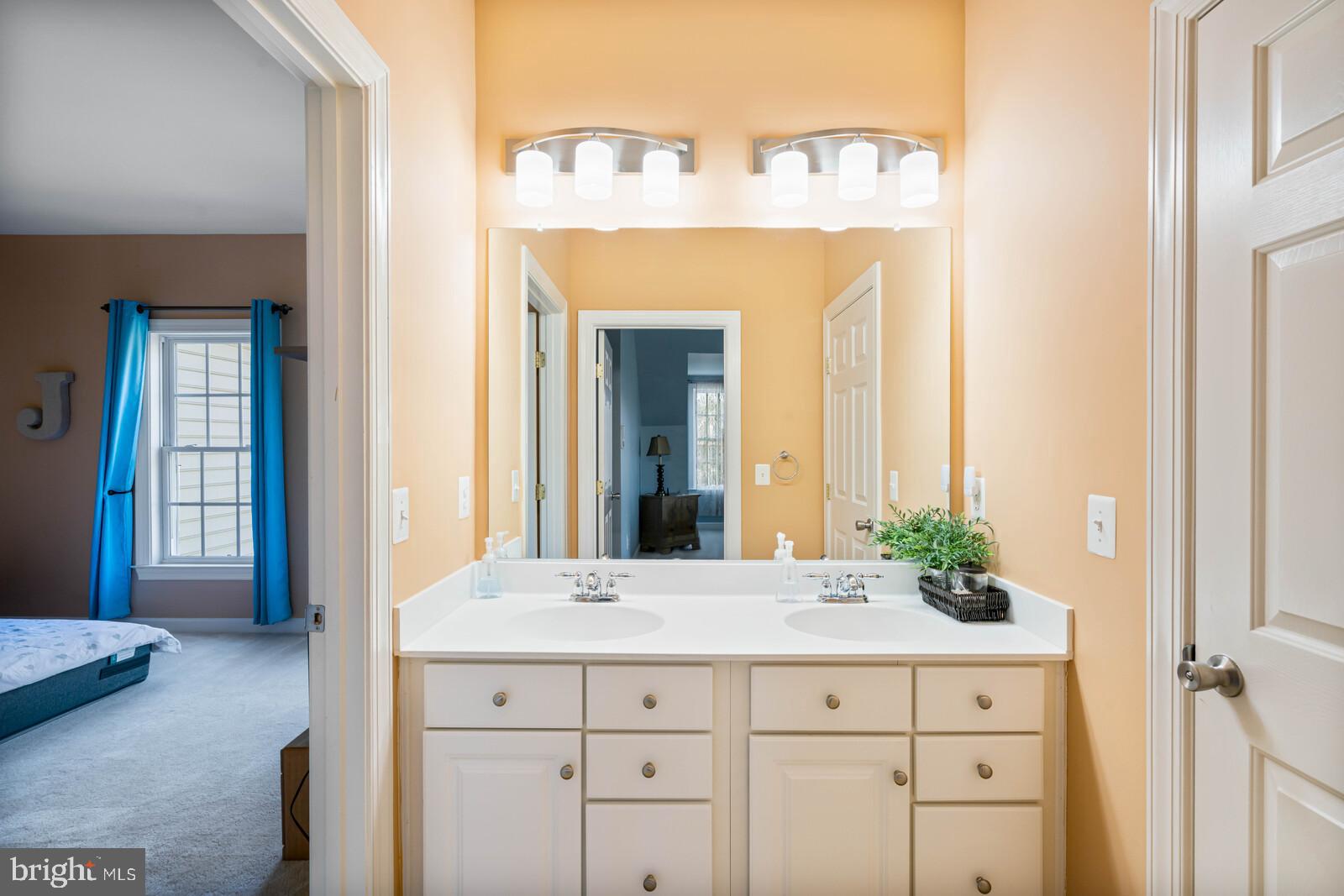 CEDAR CREST - Residential