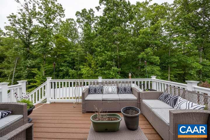 VILLAGE OAKS - Residential