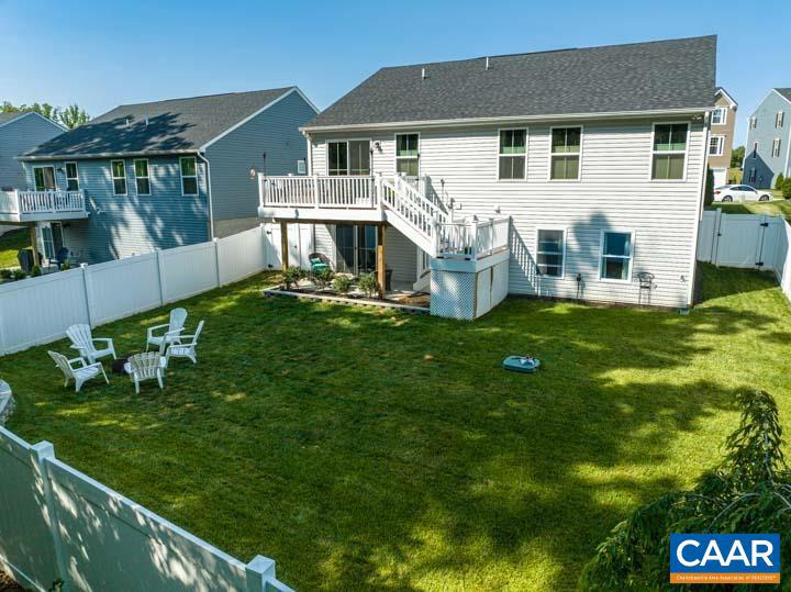 VILLAGE OAKS - Residential