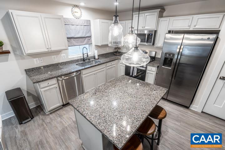 VILLAGE OAKS - Residential