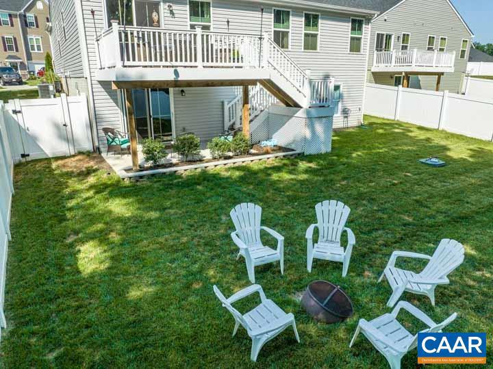 VILLAGE OAKS - Residential