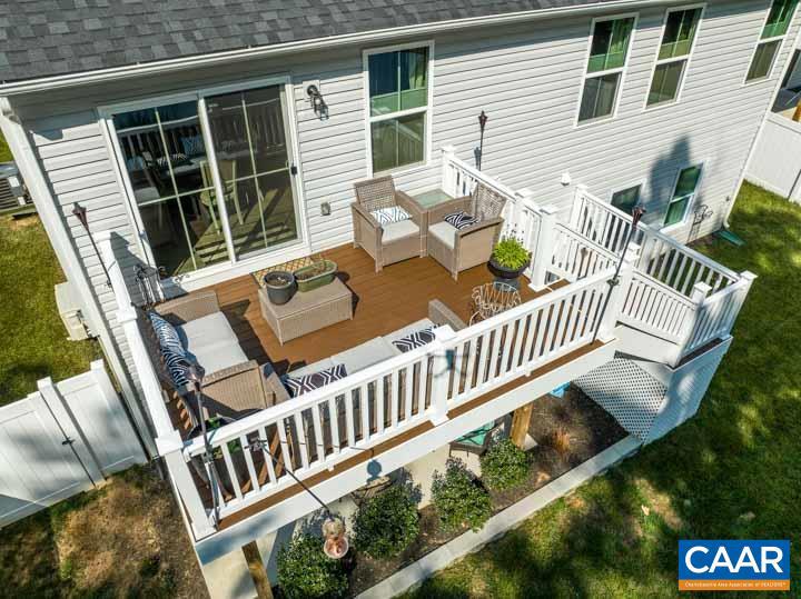 VILLAGE OAKS - Residential