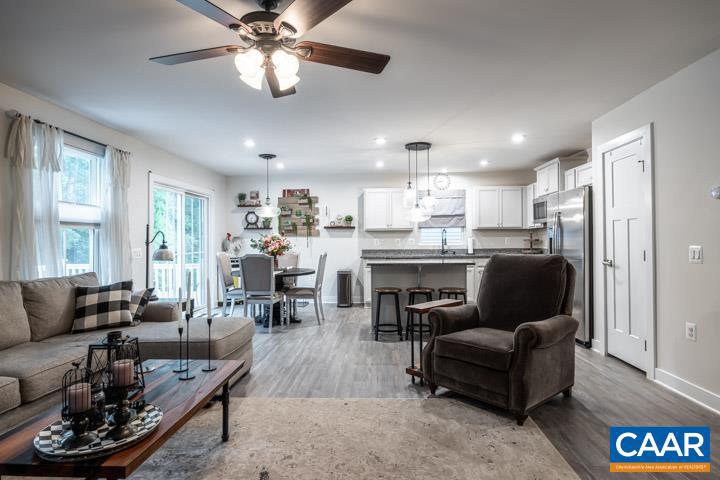 VILLAGE OAKS - Residential