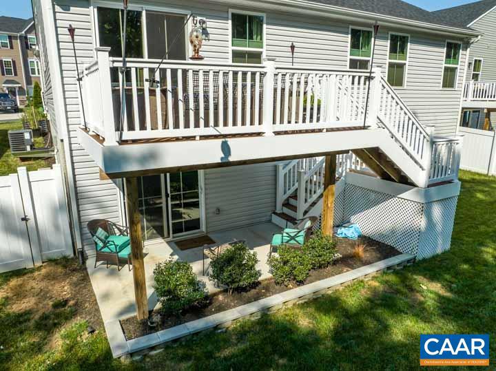 VILLAGE OAKS - Residential