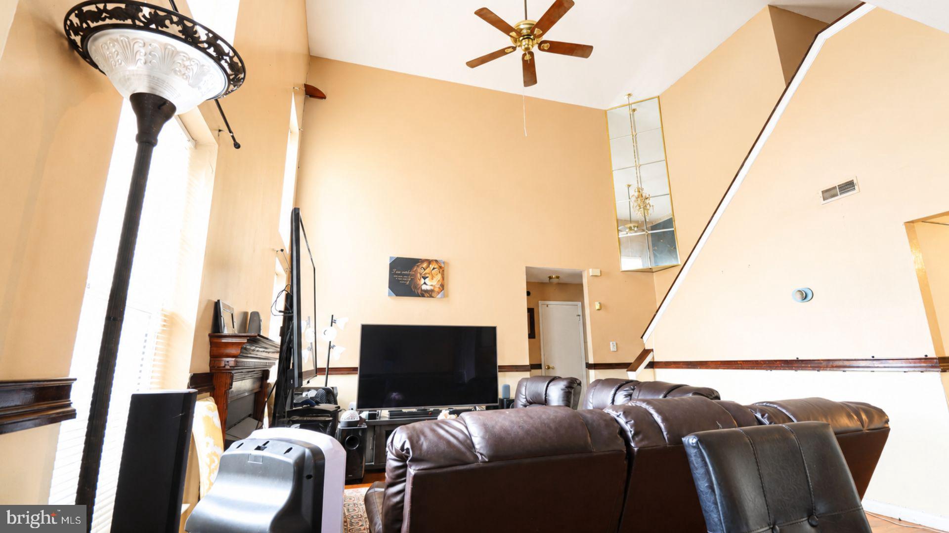 216 FRANKLIN AVENUE
