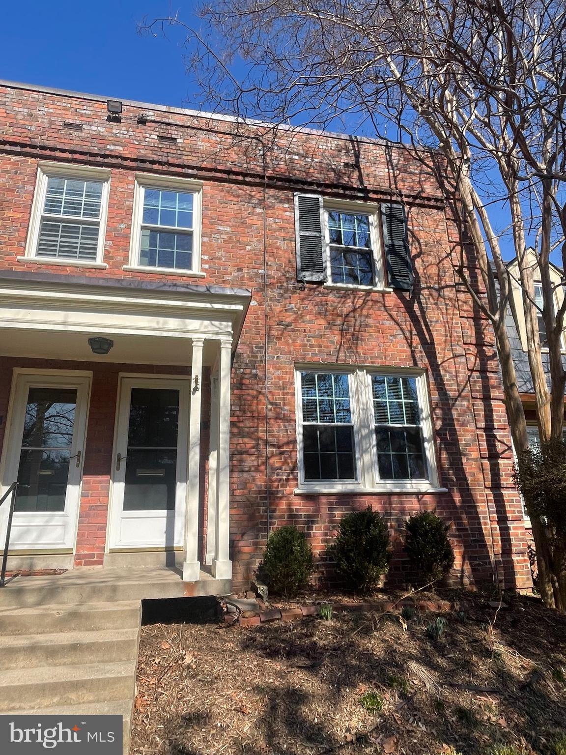 1415 S BARTON STREET S 255