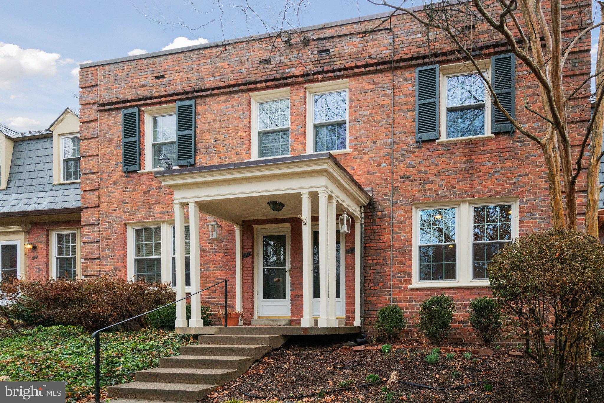 1415 S BARTON STREET S 255