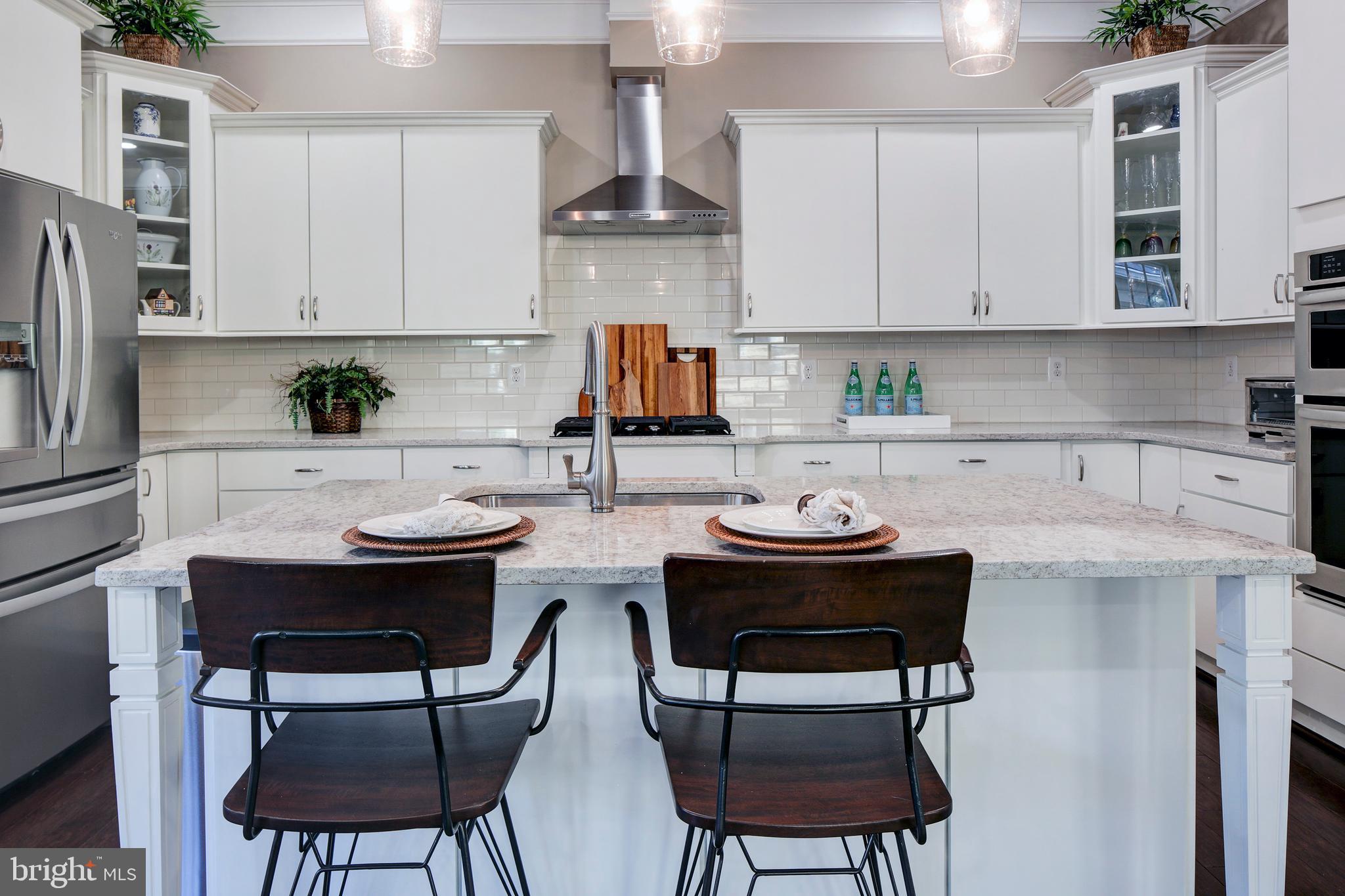 MURRAY HILL - Residential