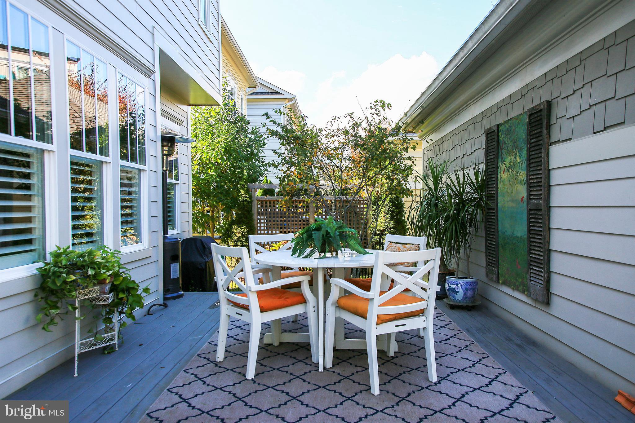 MURRAY HILL - Residential