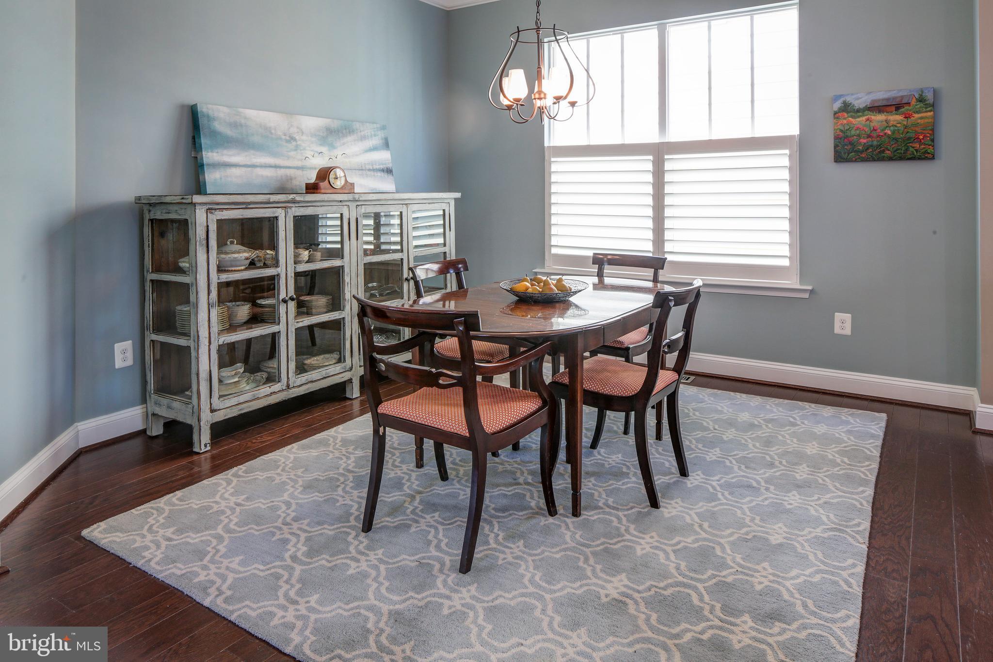 MURRAY HILL - Residential