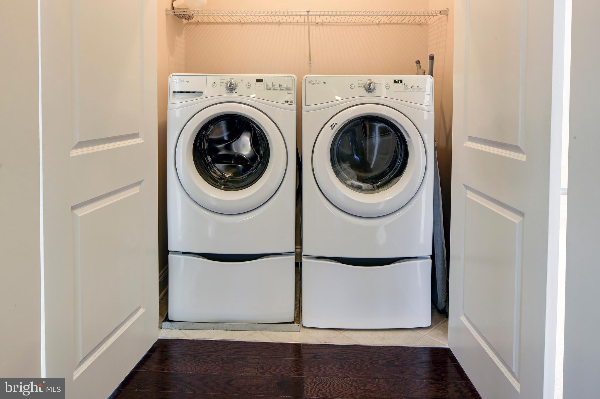 MURRAY HILL - Residential