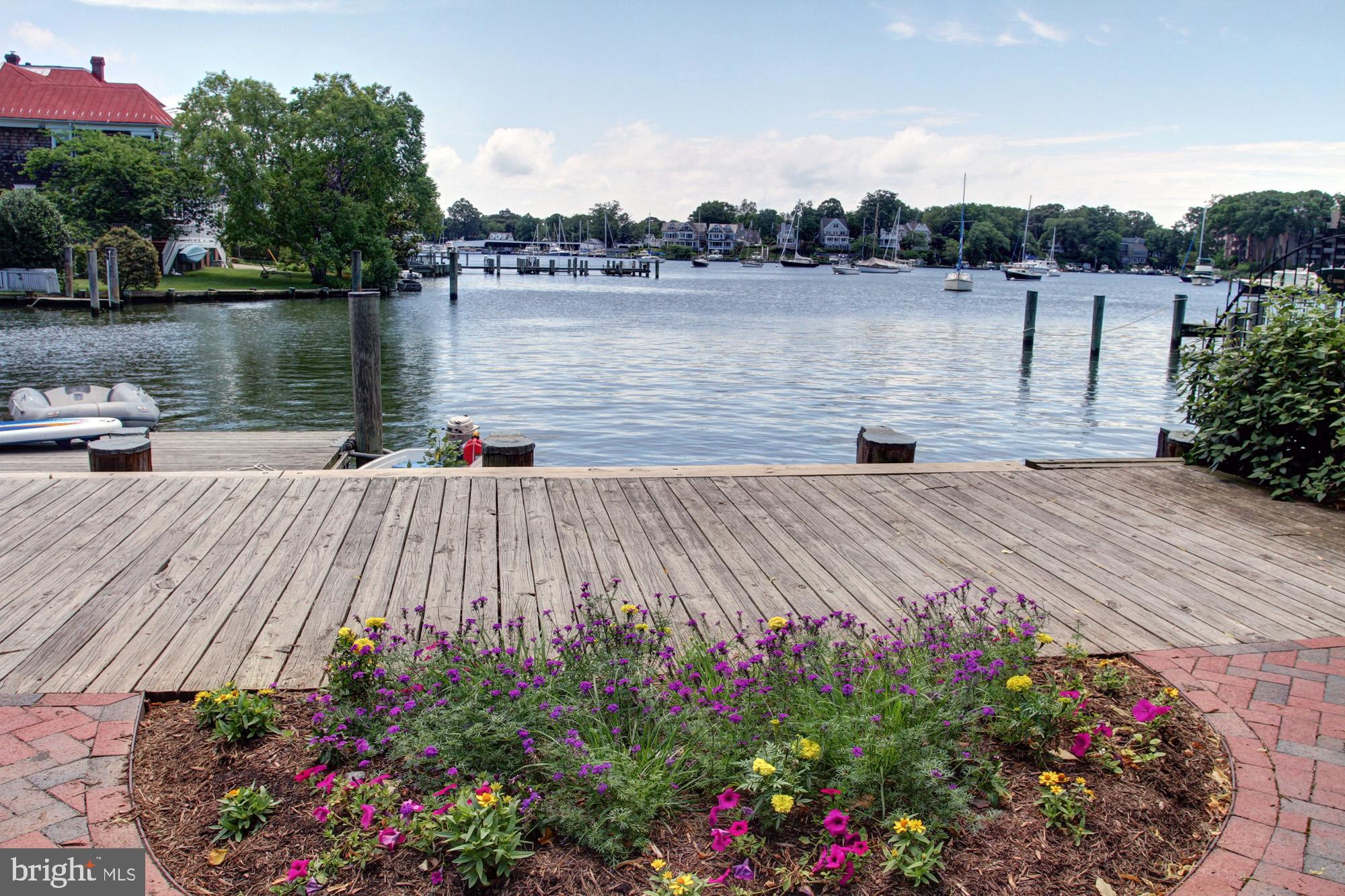 MURRAY HILL - Residential