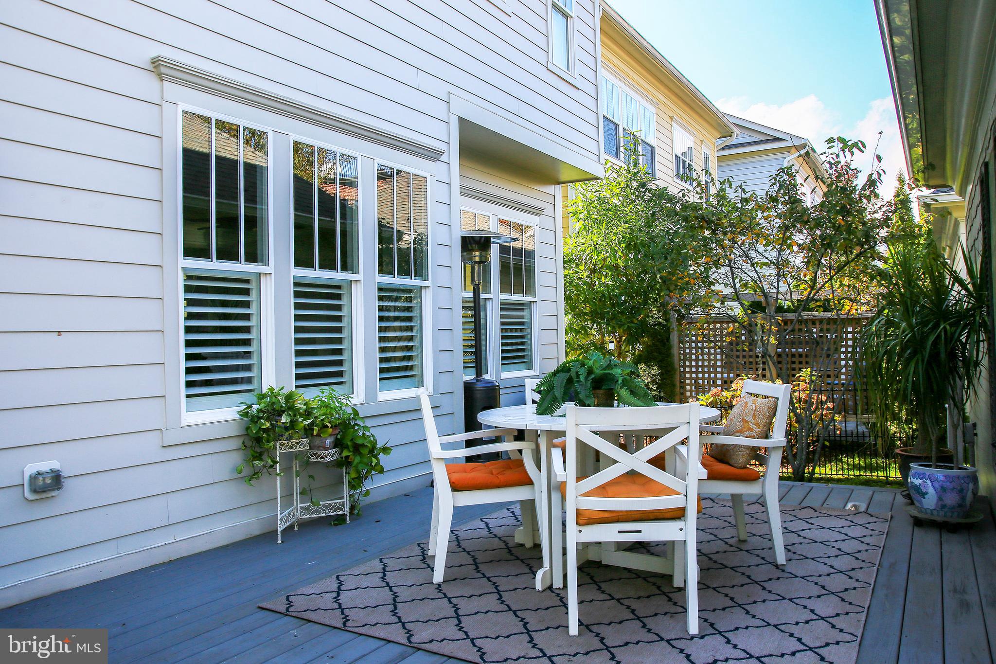 MURRAY HILL - Residential