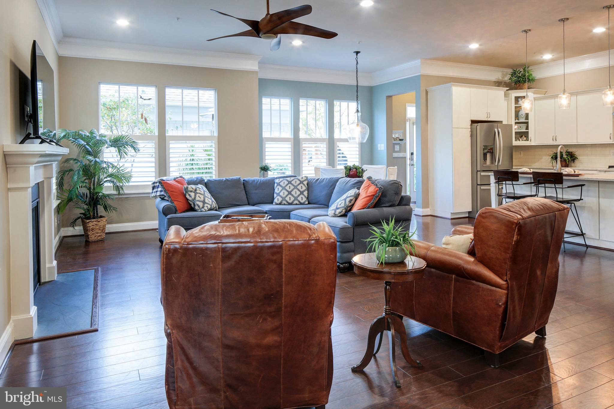 MURRAY HILL - Residential