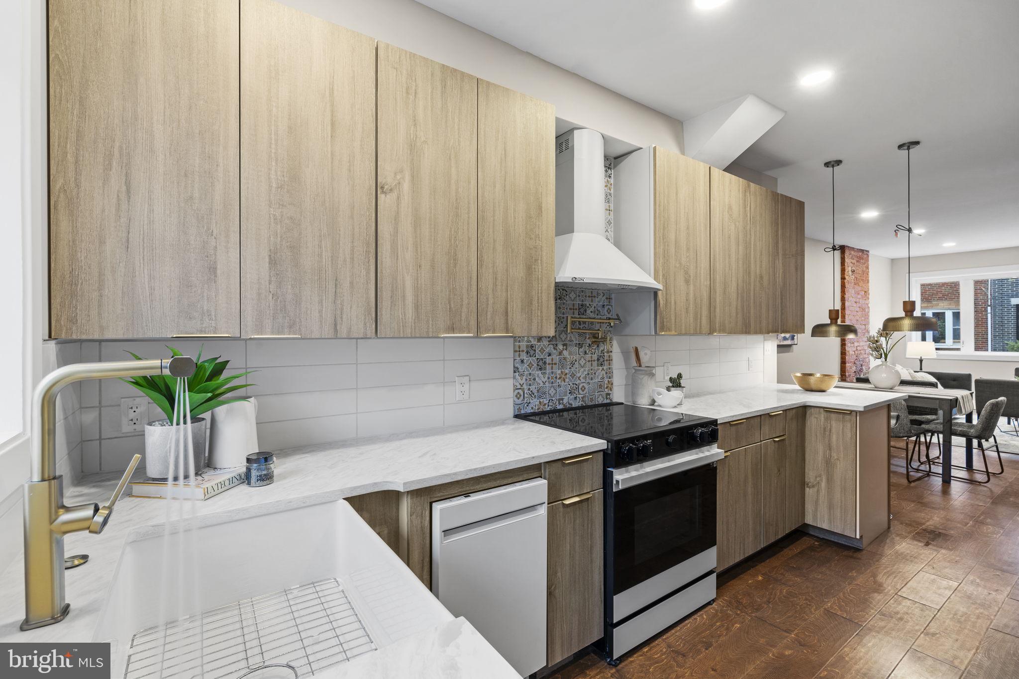 EAST PASSYUNK CROSSING - Residential