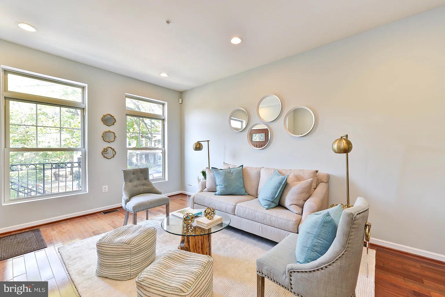 CAPITOL HILL - Residential Lease