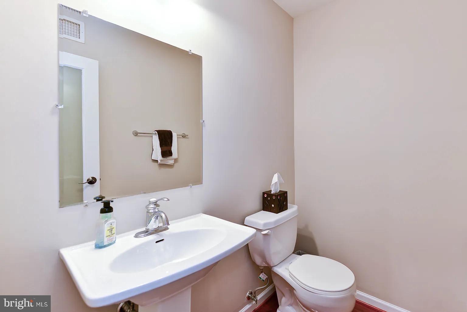 CAPITOL HILL - Residential Lease