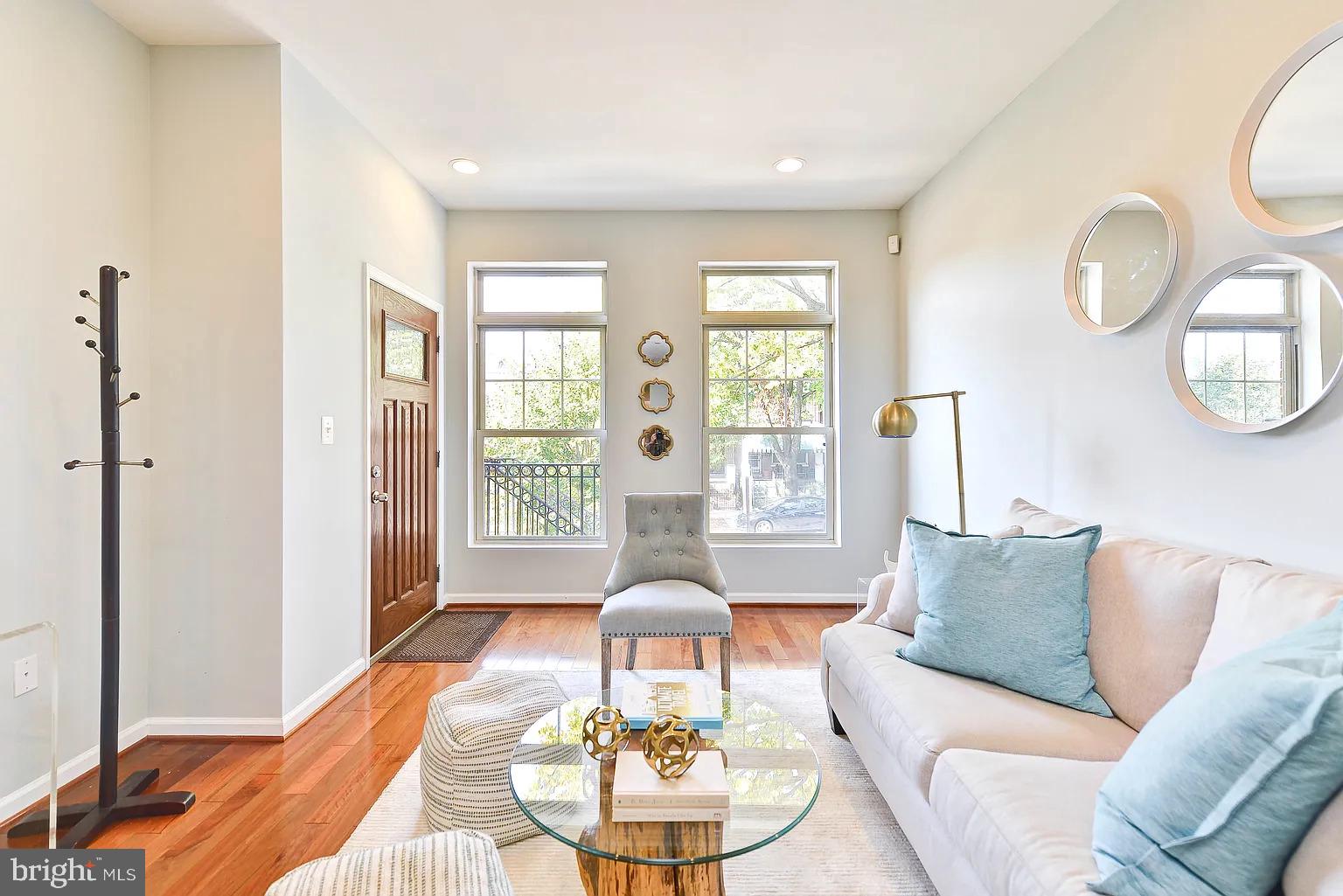 CAPITOL HILL - Residential Lease