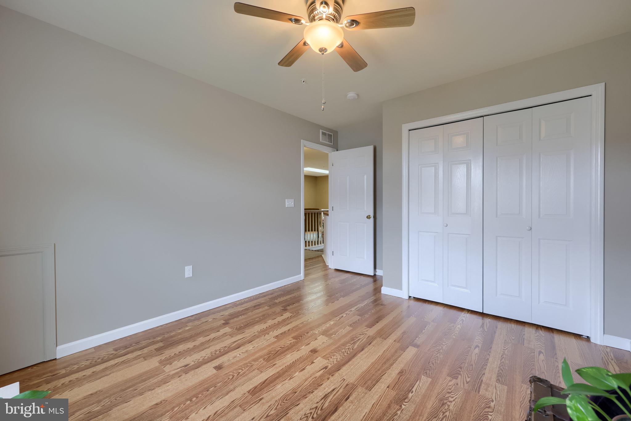 ELM TREE - Residential